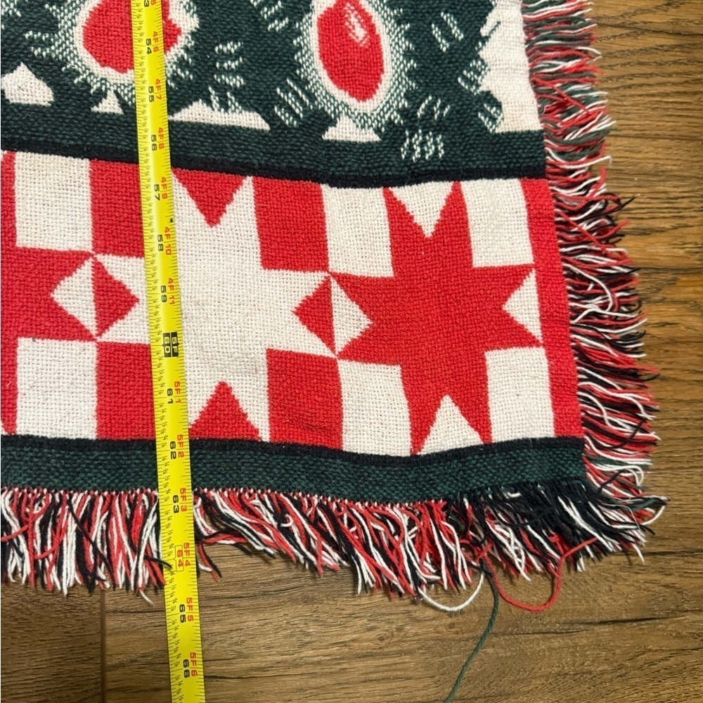 Woven Disney 45”x 65" (inches) Mickey Mouse Christmas Throw Blanket - Picture 3 of 4